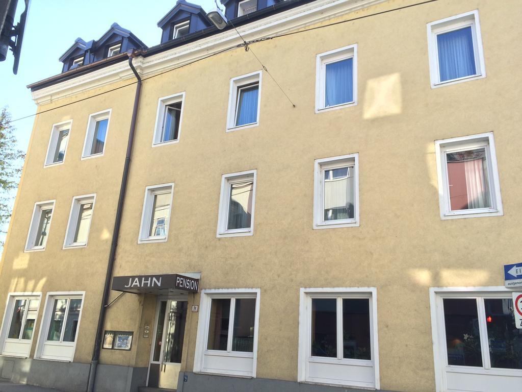 Pension Jahn Salzburg Ngoại thất bức ảnh